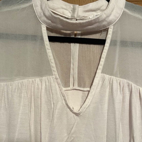 Maurice’s beautiful white blouse - Picture 2 of 8